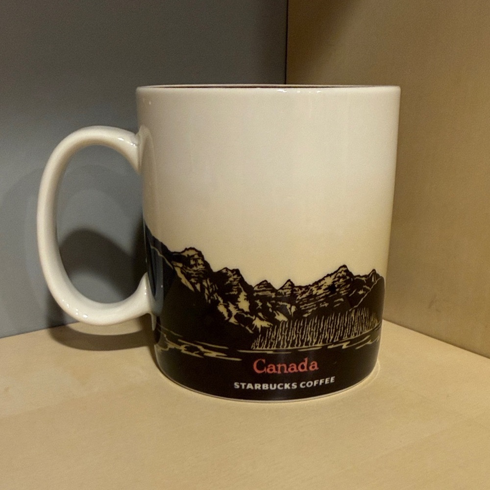 Starbucks Canada Ceramic Mag16oz.2012 - Picture 2 of 4
